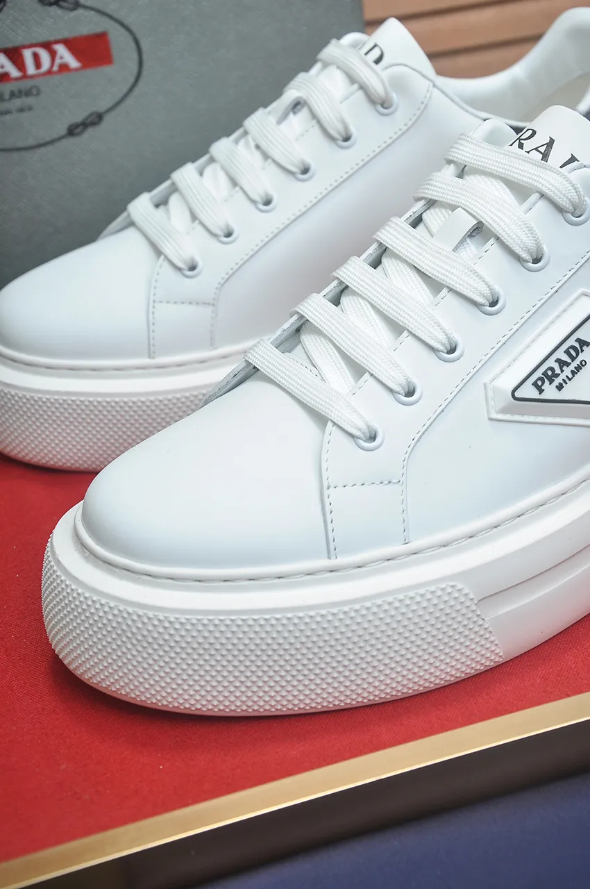 Men's shoes 💰580💶【PRADA】Top original, new season, high quality original goods, top imported calfskin with original imported glue, imported cowhide inside with original cowhide feet, original outsole! Quality guaranteed! Code 38-45 (45 customized)
